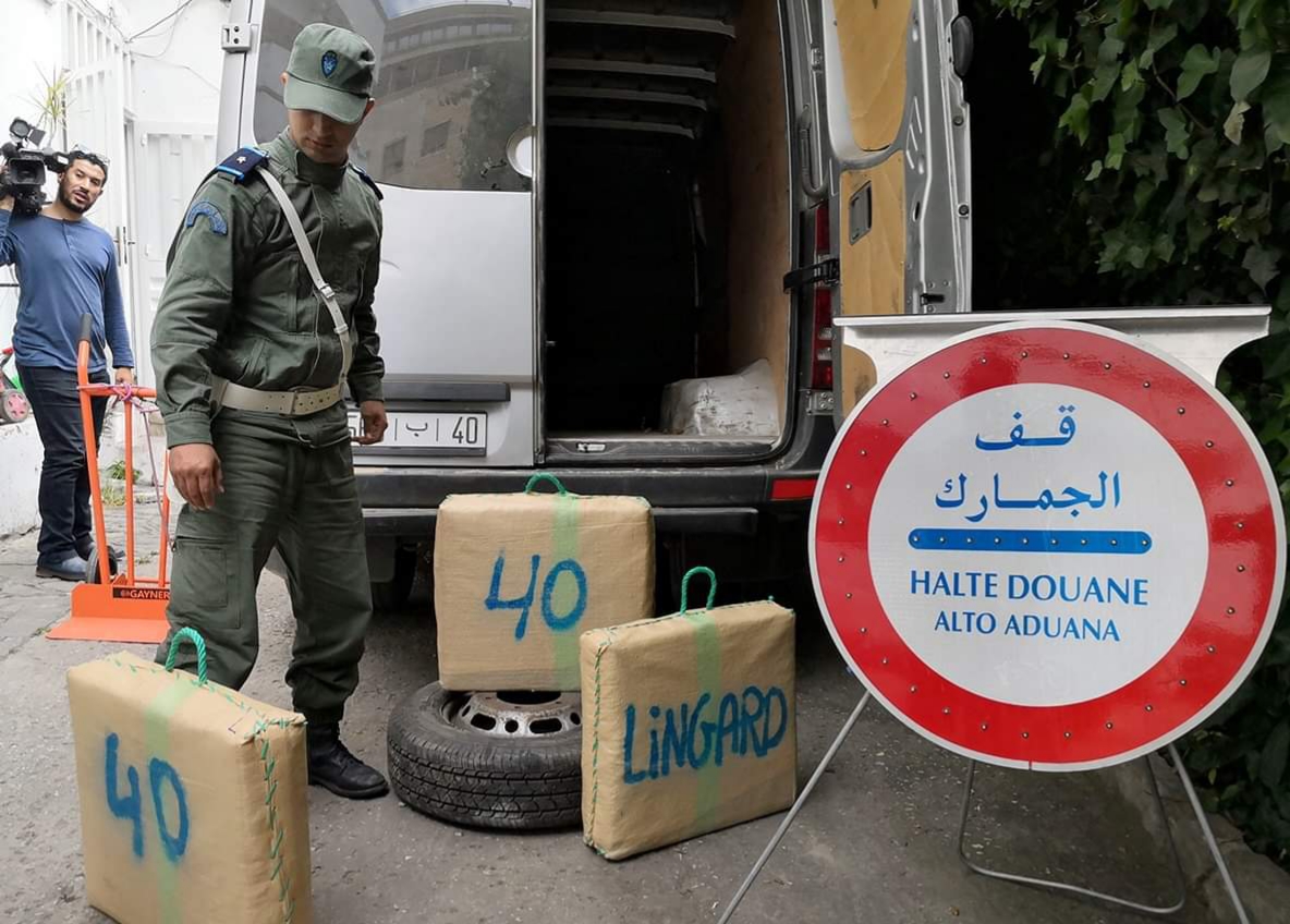 حجز أزيد من 4 أطنان من مخدر الشيرا جنوب مدينة طنجة