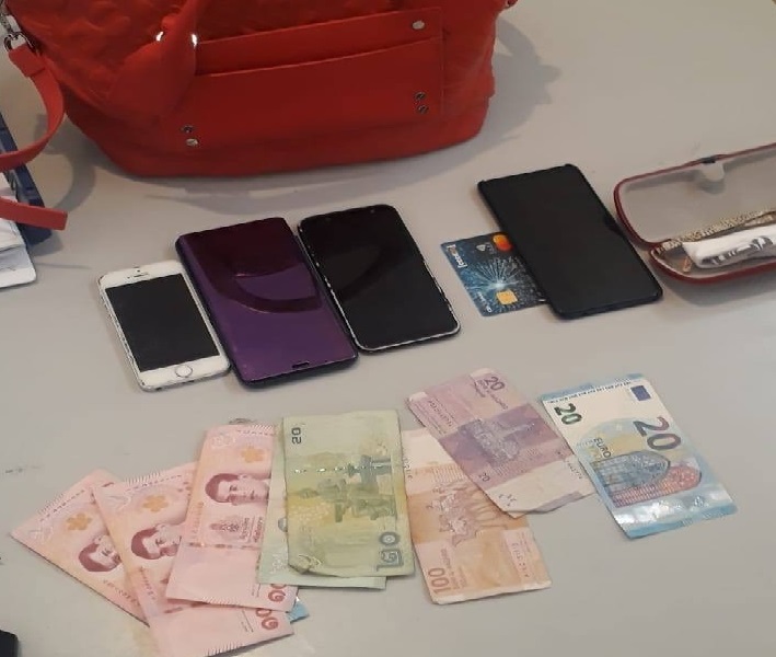 إيقاف 3 يشتبه في تعريضهم سائحة لـ “الكريساج” بأكادير