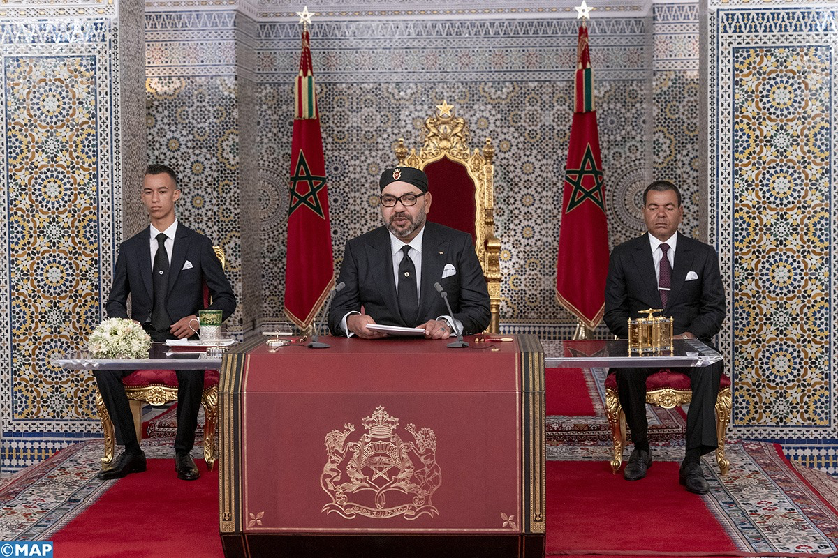 زلزال سياسي وإداري مرتقب في الدخول المقبل. جلالة الملك يعلن عن تكليف العثماني باقتراح أسماء جديدة في مناصب المسؤلية في الحكومة والإدارات