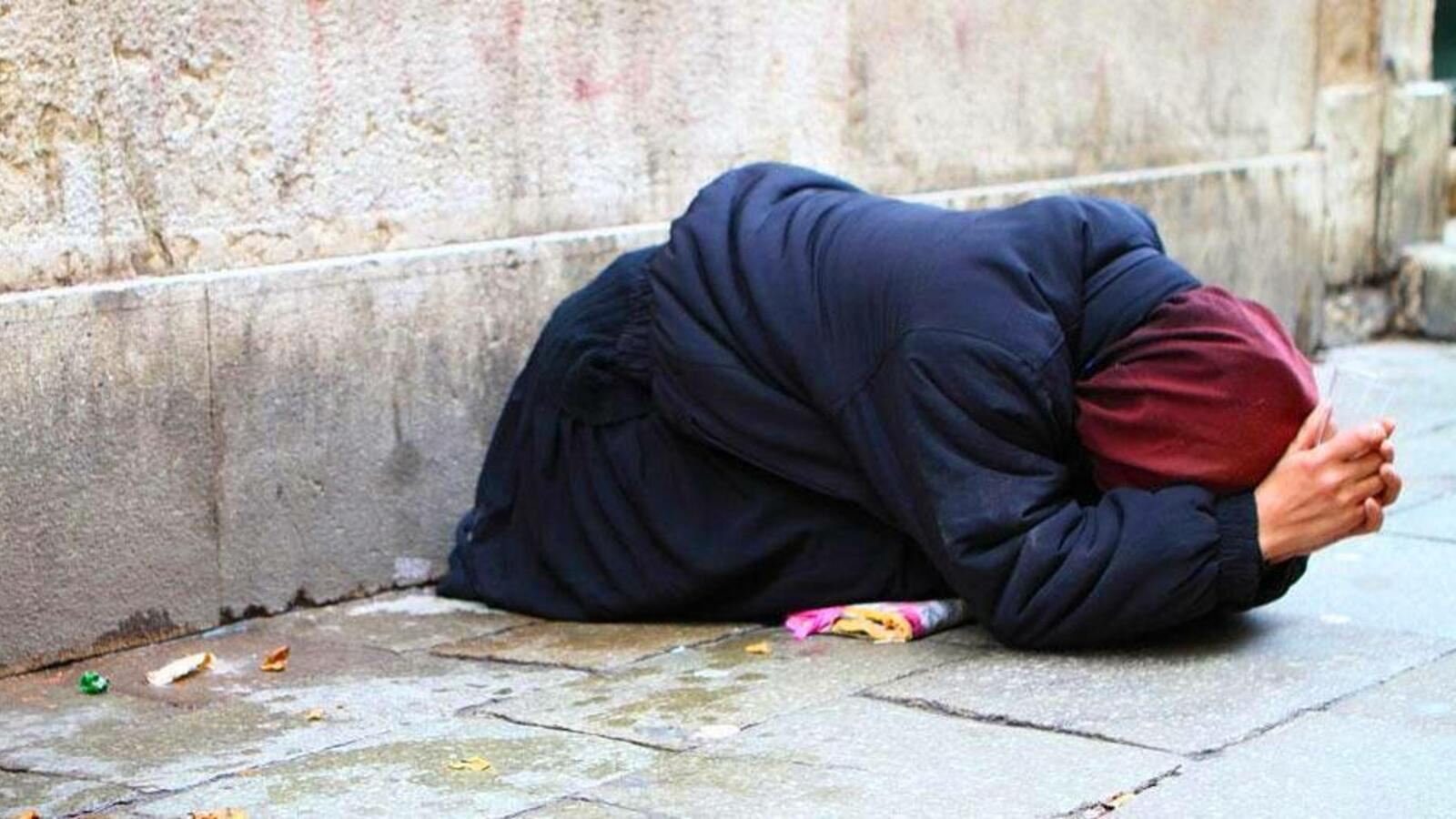 ضبط ممتهنتين للتسول إحداهن تمتلك سيارة بآيت ملول