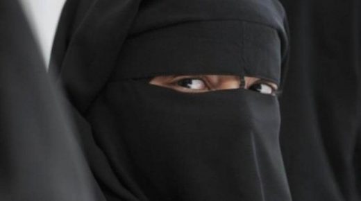 هذا ما قالته الداخلية الإيطالية عن طرد «داعشية» متزوجة من ملاكم مغربي