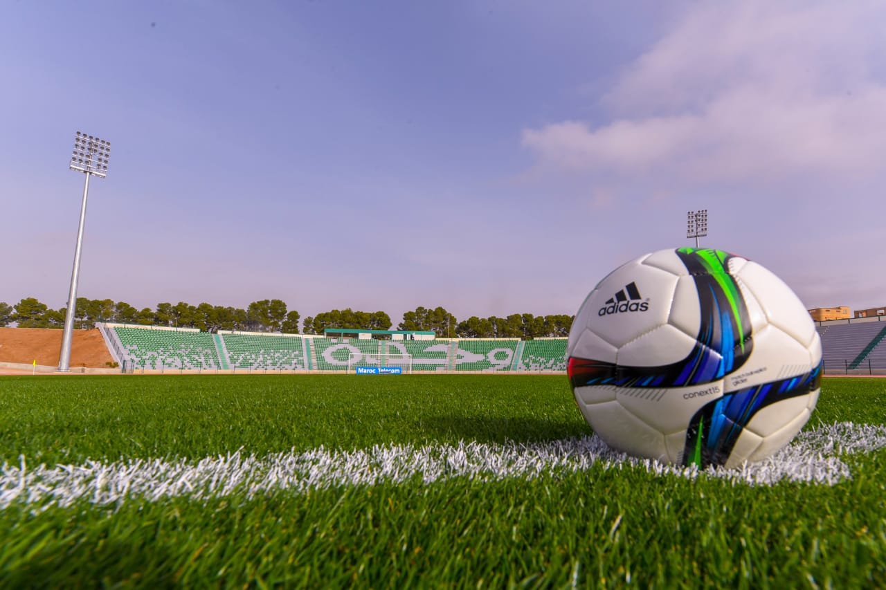 الملعب الشرفي بوجدة يفتح أبوابه و السبت المقبل مباراة ستجمع المولودية و الفتح