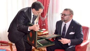 جلالة الملك يستفسر العثماني عن اقتراحات تجديد وإغناء مناصب المسؤولية