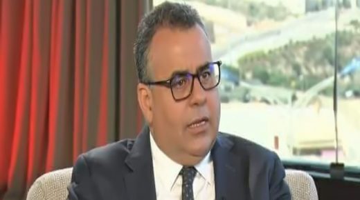 عامل شفشاون لنائب برلماني خلال اجتماع رؤساء الجماعات: خرج عليا من هنا