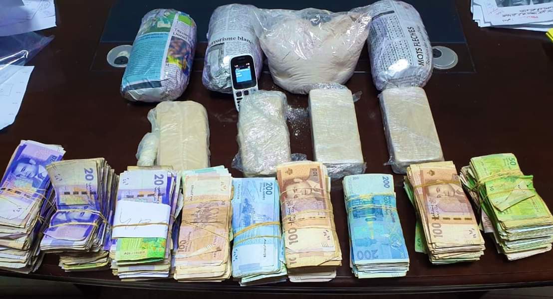 حجز هيروين بقيمة مالية تقارب 200 ألف درهم في طنجة