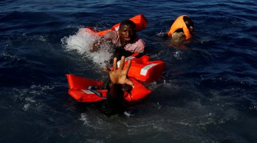 انتشال 7 جثث لمرشحين للهجرة السرية ينحدرون من جنوب الصحراء وإنقاذ 70 آخرين في عرض الناظور
