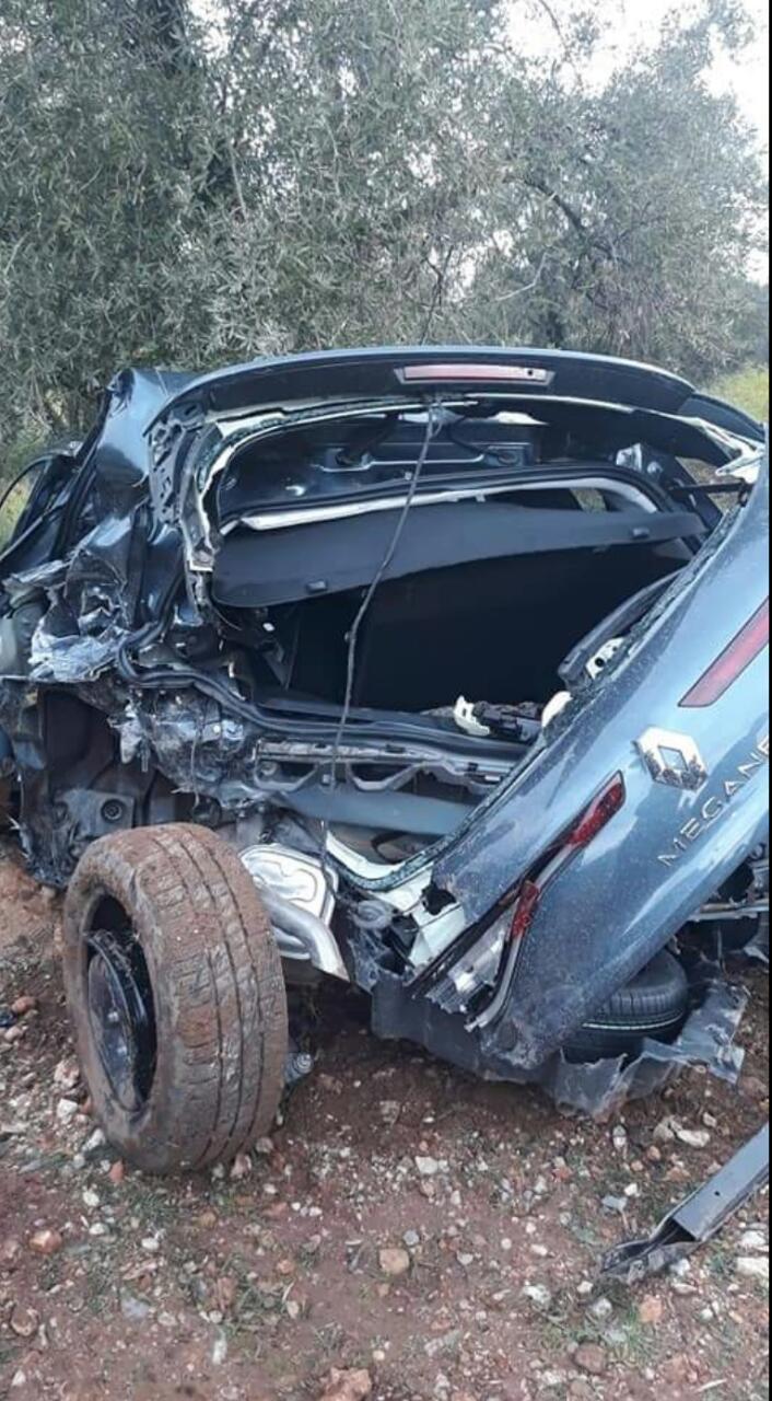 اصطدام سيارة رباعية الدفع مع سيارتين خفيفتين بقصبة تادلة