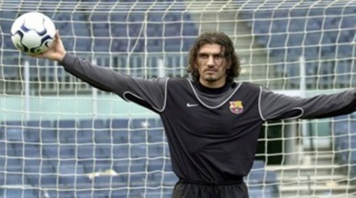 روشتو رتشبر لاعب برشلونة سابقا ينقله “كوفيد19” إلى المستشفى