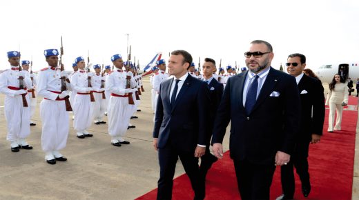 المغرب يرد رسميا على ماكرون: تعبأنا لتيسير عودة السياح  والمملكة لا تتصرف إطلاقا بناء على إملاءات من جهات أجنبية
