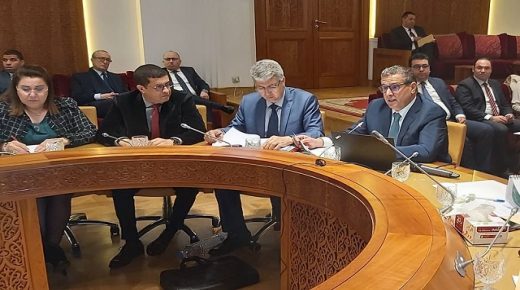الأحرار يعلق برنامج «100 يوم 100 مدينة» بسبب « كورونا».. ويعوضه بالتواصل الإلكتروني حرصا على سلامة المواطنين