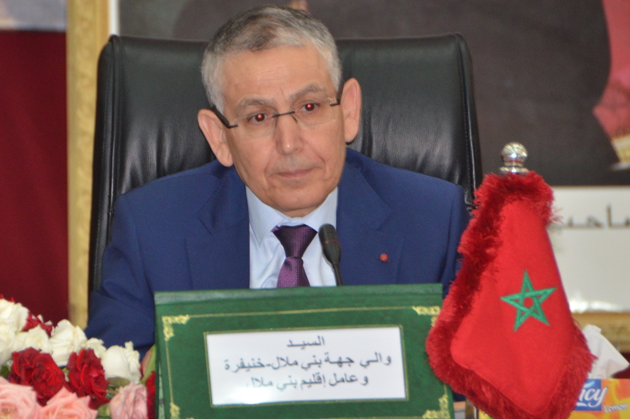 الوالي خطيب لهبيل يعطي تعليماته لتشكيل لجنة تقنية تجد حلولا للشكايات الوافدة على المنصة الإلكترونية للولاية