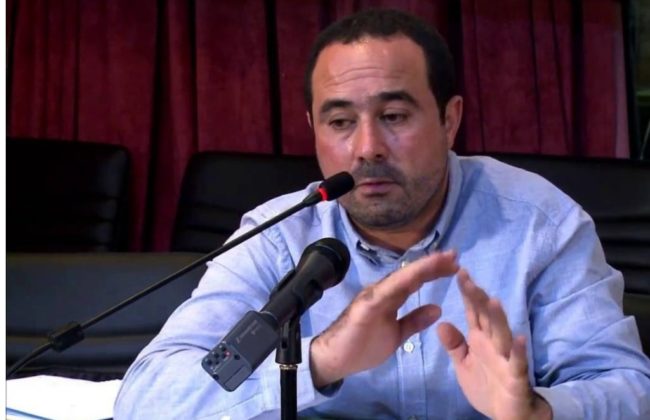 الأمن في منزل رئيس تحرير “أخبار اليوم” سليمان الريسوني.. ويصطحب زوجته
