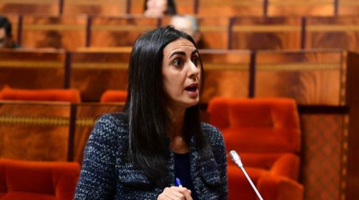 تداعيات « كورونا». وزيرة السياحة والنقل الجوية تؤكد: المغرب قد يغلق حدوده من جديد