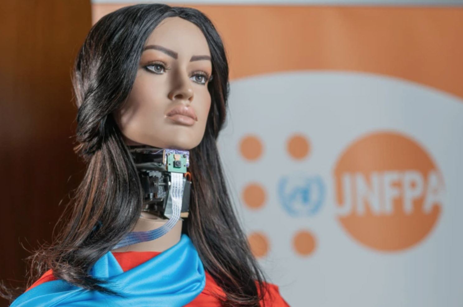 المواطنة شامة: الروبوتات ستضيف مكونا جديدا لمجتمعنا لماذا أختير الروبوت الأول من الجنس اللطيف؟
