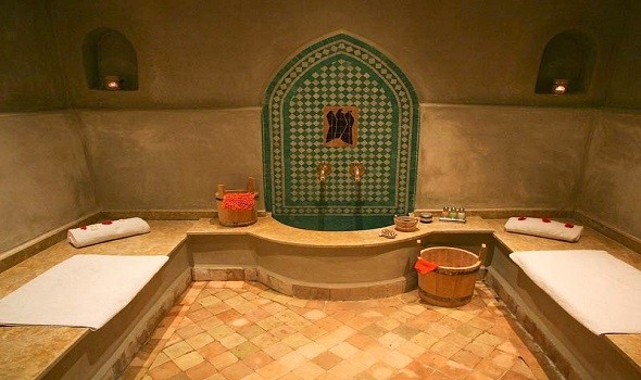 غضب وسط أرباب الحمامات بسبب الإغلاق.. وهذه دعوة المهنيين للحكومة 