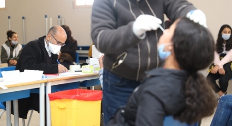 السلالة الجديدة ل (كورونا).. حملة للكشف تستهدف حوالي 1215 تلميذ في الإعدادي والثانوي بعمالة الصخيرات-تمارة