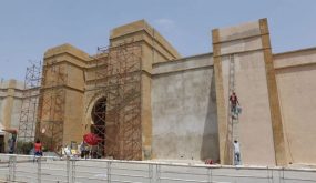 عامل آنفا يترأس اجتماعا لتسريع مشروع إعادة هيكلة وتأهيل المدينة القديمة
