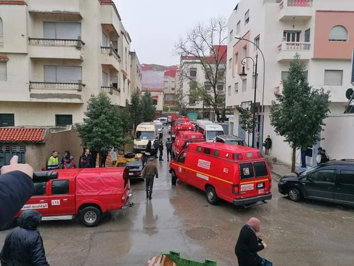 فاجعة في طنجة. انتشال جثث 24 شخصا وإنقاذ 10 آخرين إثر حادث تسرب مياه الأمطار لوحدة صناعية سرية للنسيج