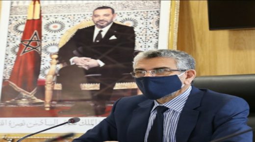 الرميد في أول خرجة له بعد خضوعه لعملية جراحية. قدمت استقالتي بعدما أتعبني المرض وتراجعت عنها بعد اتصال من جلالة الملك