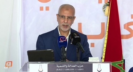 العمراني: العدالة والتنمية يعيش مطبات ومساخينش ببنكيران