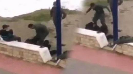 الفيديو الموثق لاعتداء على شخص بأحد شواطئ الفنيدق .. إخضاع المعتدي ومرافقيه لتدابير الحراسة النظرية