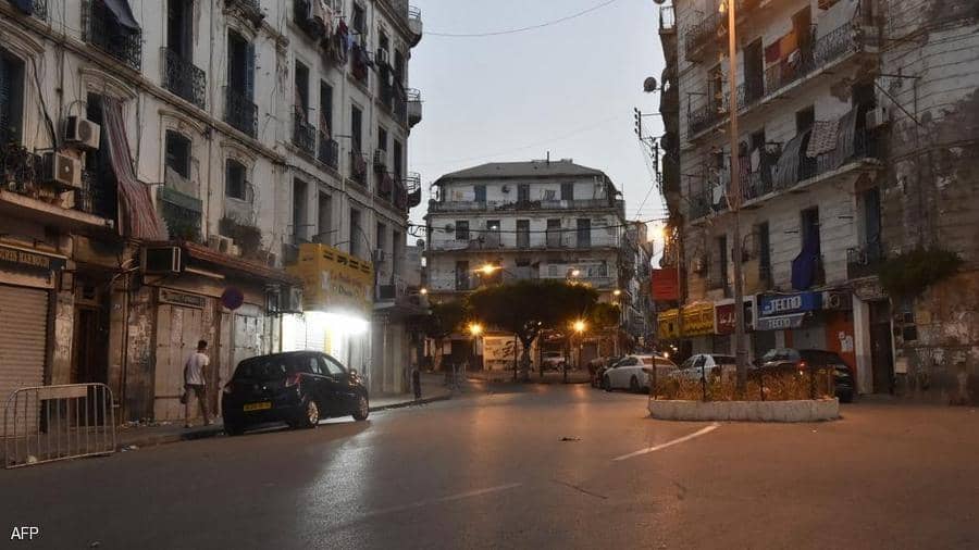 “متحور دلتا” يخنق الجزائر.. وعودة للحجر المشدد