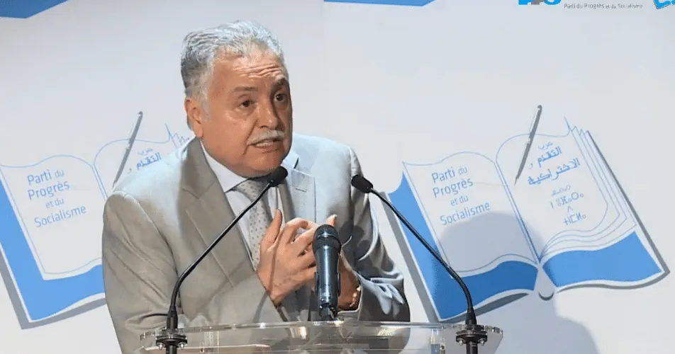 بنعبد الله: الحكومة “تسرعت” في فرض “جواز التلقيح”