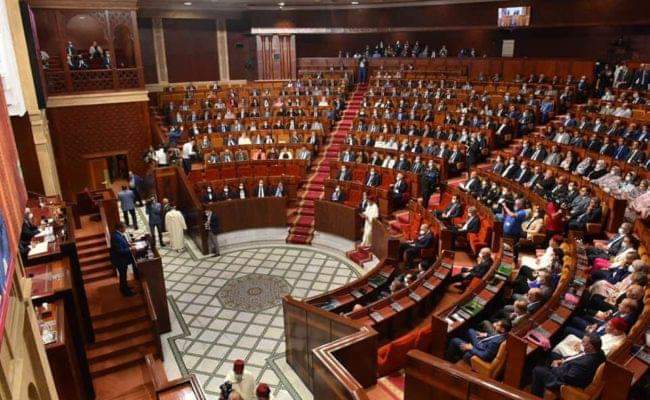 مجلس المستشارين..المعارضة تسجل غياب خطوط الربط بين المنطلقات والنتائج المتوخاة في البرنامج الحكومي