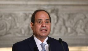 السيسي يصدر قرارا جمهوريا يسمح لوزير مصري بالزواج من مغربية