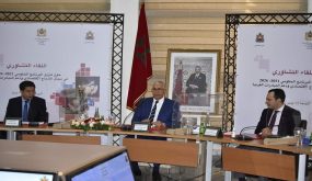 الوالي معاذ الجامعي يواصل طرق المزيد من الأبواب بحثا عن جذب استثمارات جديدة تبعد شبح البطالة عن الشرق