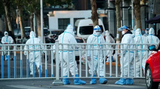 الصين تواجه أكبر تفش على أراضيها ل (كوفيد-19) بفعل انتشار سلالة (دلتا) شديدة العدوى