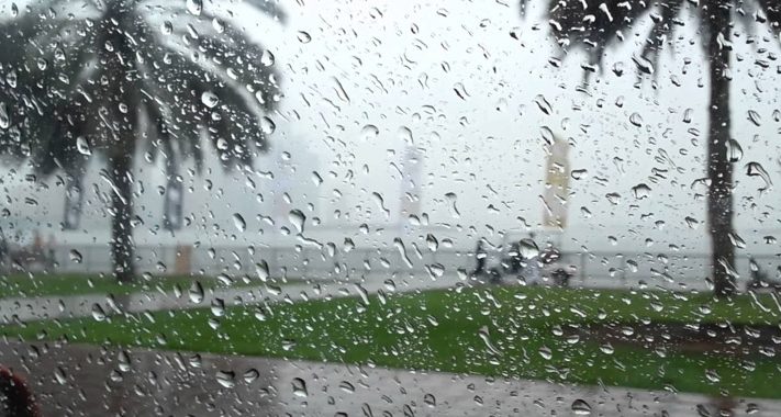 طقس الجمعة.. زخات مطرية وثلوج ورياح قوية بعدد من مناطق المملكة
