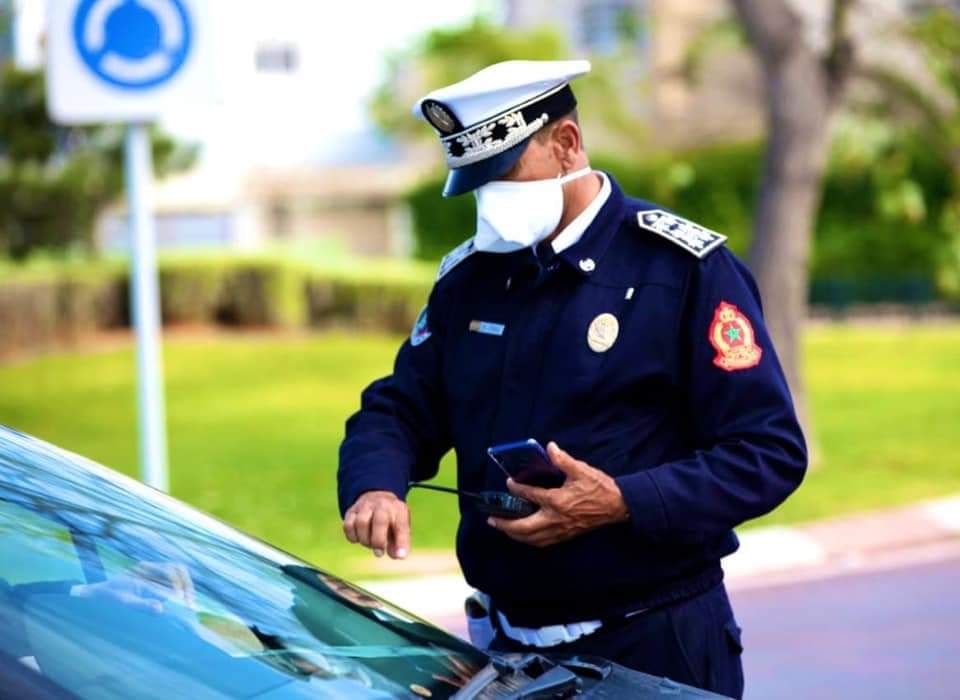 12 ألف شرطي أصيب بفيروس كوفيد.. 76 في المائة من موظفي الأمن ملقحين بالجرعة الثالثة