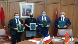 فرنسا تمنح المغرب قرضا بـ150 مليون أورو لدعم تعميم التغطية الاجتماعية 