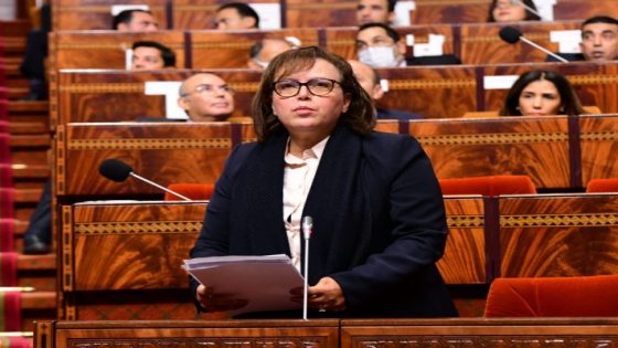 الوزيرة حيار: سنفتح مركزا للتكفل بالنساء في كل إقليم