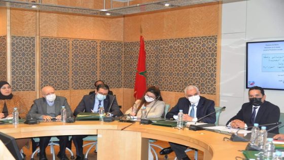 البروفيسور عفيف: اللجنة العلمية لها دور استشاري وتتمتع باستقلالية القرار العلمي ولا تتخذ القرارات التدبيرية ولا تمارس السياسة
