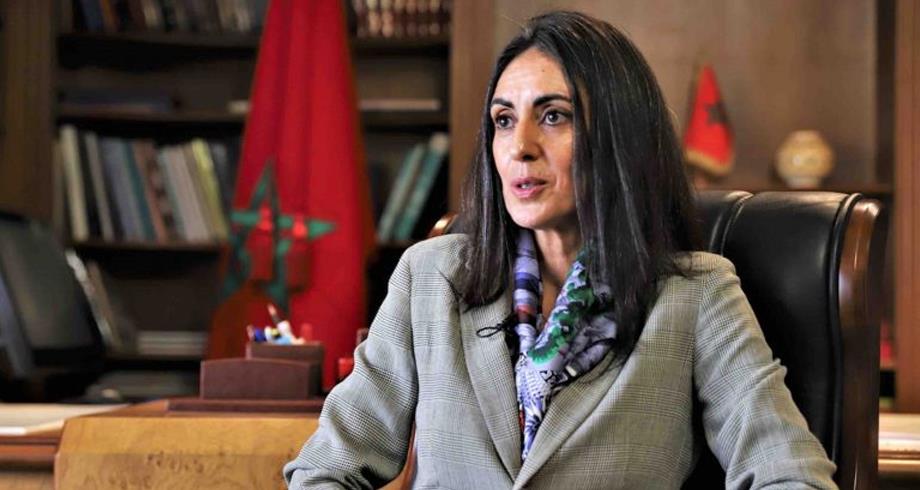 نادية فتاح تدق جرس افتتاح بورصة لندن
