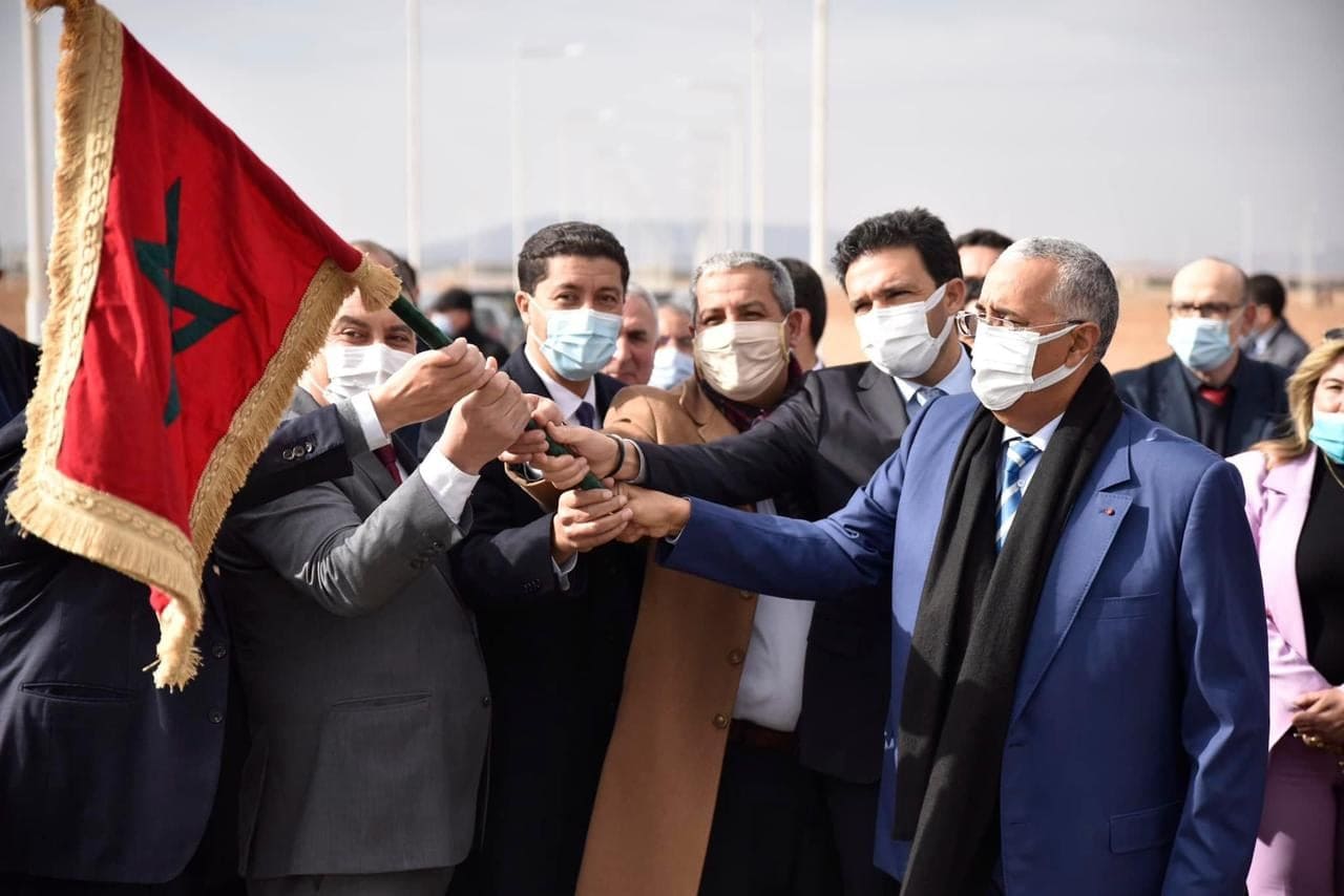 في أول مشروع بالمنطقة بهذا الحجم. الوالي الجامعي يعطي انطلاقة أشغال بناء وحدة صناعية لأسلاك السيارات بوجدة