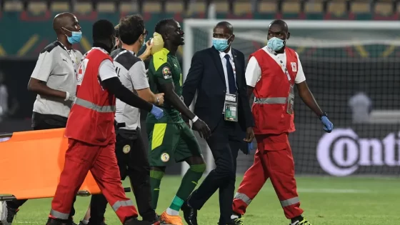 خوفا على حياته .. ليفربول يناشد ماني بالتخلي عن السنغال في أمم إفريقيا
