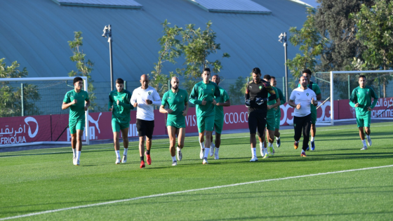 المنتخب الوطني يجري آخر حصة تدريبية قبل التوجه إلى الكاميرون
