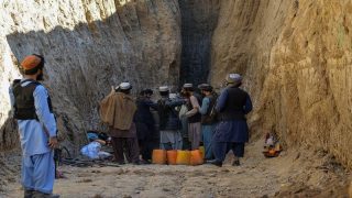 وفاة الطفل العالق في بئر في أفغانستان