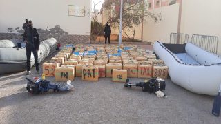 حجز أطنان من الشيرا بعد تفكيك شبكة دولية لتهريب المخدرات بالعيون