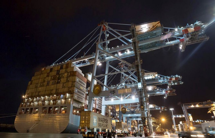 L'opérateur "APM Terminals Tangier", qui exploite le premier terminal à conteneurs au Port Tanger-Med, a lancé une campagne de sensibilisation à la sécurité routière au profit des chauffeurs de camions opérant dans l'enceinte et à l'extérieur du Port.