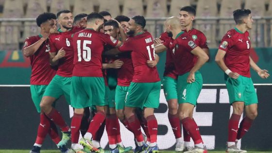 كرة القدم ..المنتخب المغربي يواجه وديا نظيريه من موزمبيق وأوغندا خلال نونبر المقبل في طنجة