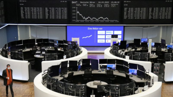 أسهم أوروبا تنخفض بعد حظر أمريكا واردات النفط الروسية