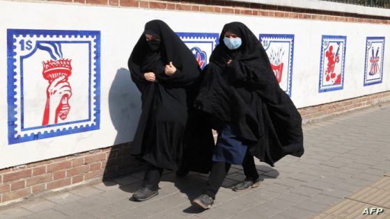 توقيف ثلاث نساء بعدما رقصن في مقبرة