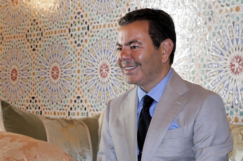 الشعب المغربي يحتفل بالذكرى الرابعة والخمسين لميلاد صاحب السمو الملكي الأمير مولاي رشيد