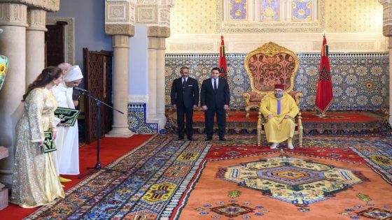 جلالة الملك يعين عددا من السفراء الجدد