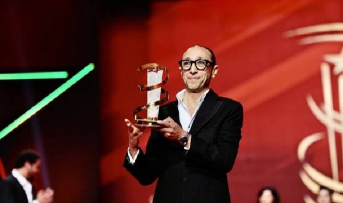 المهرجان الدولي للفيلم بمراكش يكرم المخرج فوزي بنسعيدي، الوجه البارز في السينما المغربية