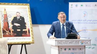 لقجع: دور الصحافيين الرياضيين “محوري” في إنجاح تنظيم نهائيات كأس العالم 2030